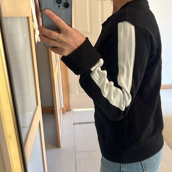 Comfy sweatshirt - Picture 7 of 7